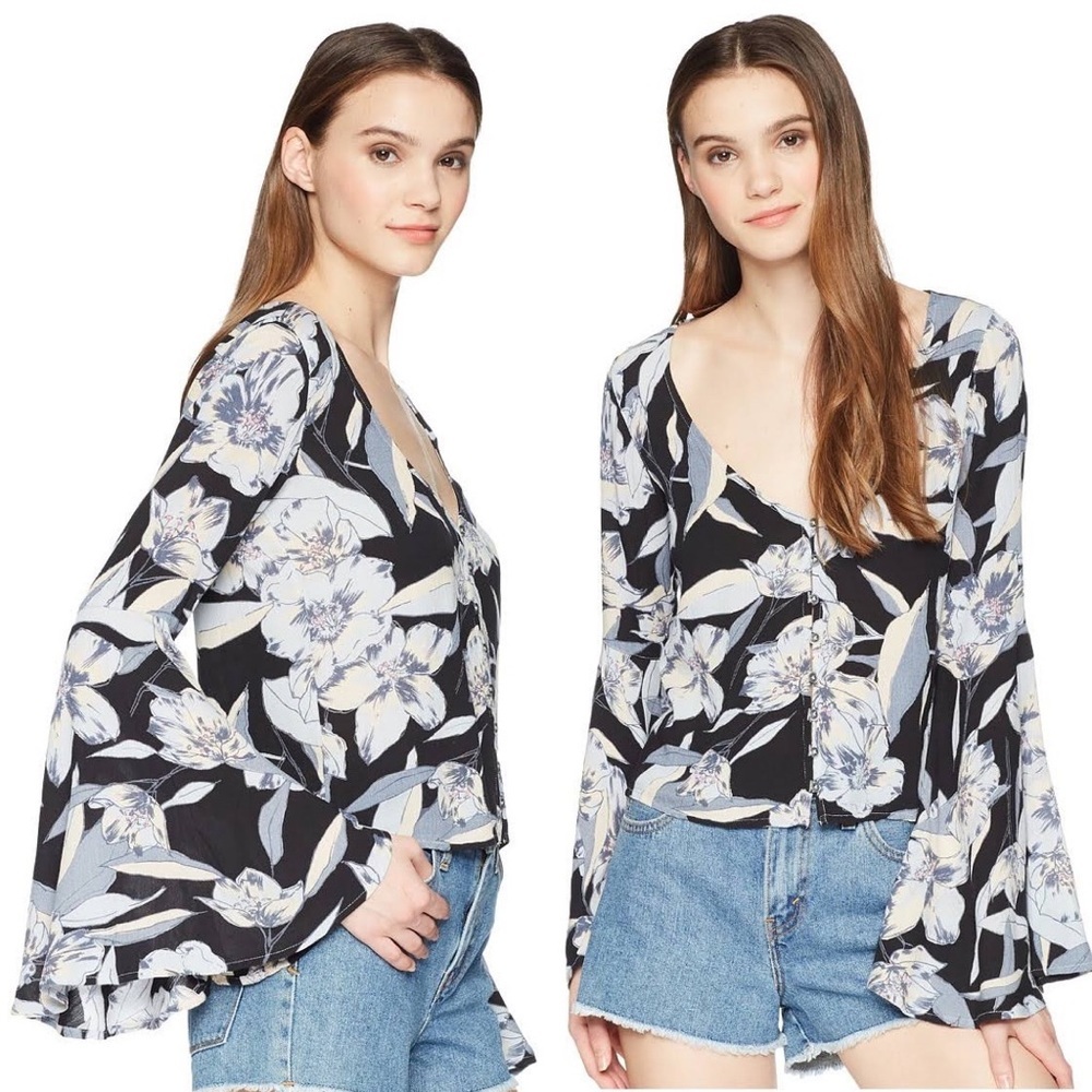 Billabong Pretty Daylight Grey Floral Crop Top L